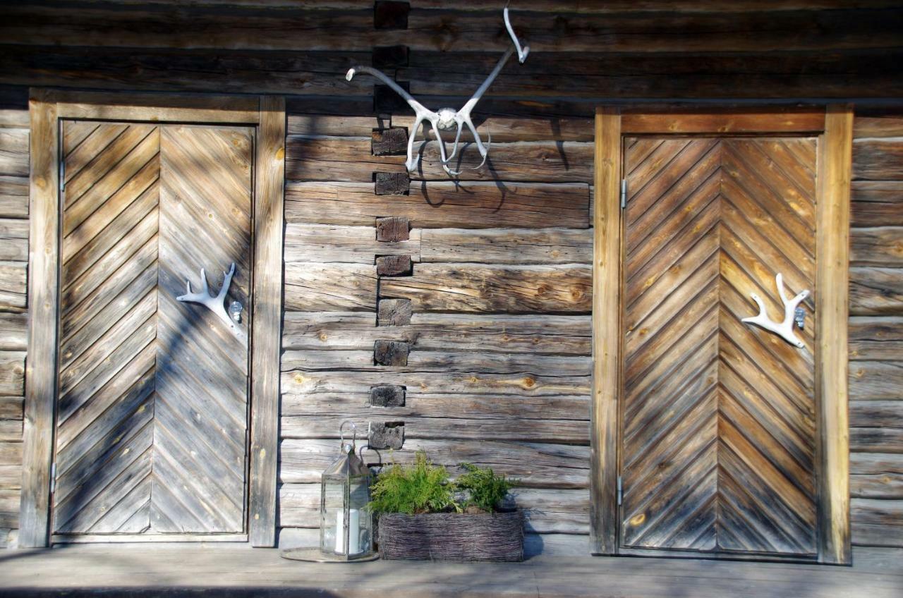 Lauri Historical Log House Manor 호텔 로바니에미 외부 사진